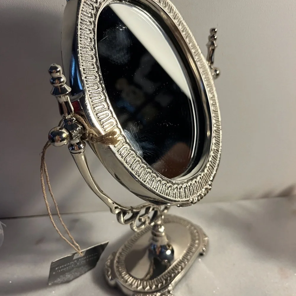 Antique style Cast metal silver Vanity adjustable 10” India